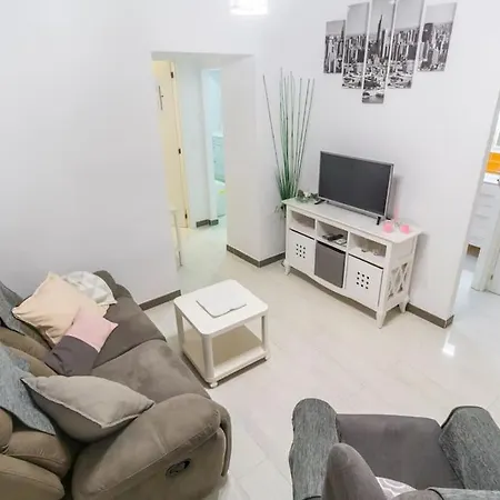 Apartment Renovated Ground In The Center. Wifi Cadiz